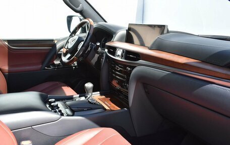 Lexus LX III, 2018 год, 9 800 000 рублей, 7 фотография