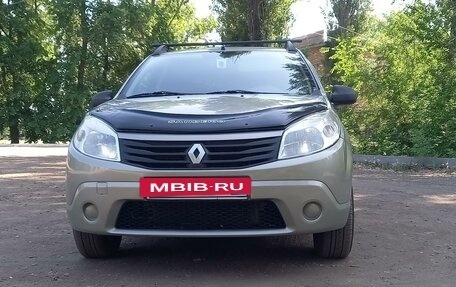 Renault Sandero I, 2011 год, 650 000 рублей, 2 фотография