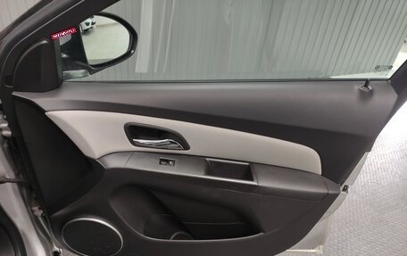 Chevrolet Cruze II, 2012 год, 800 000 рублей, 15 фотография