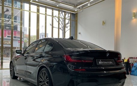 BMW 3 серия, 2021 год, 3 700 000 рублей, 4 фотография
