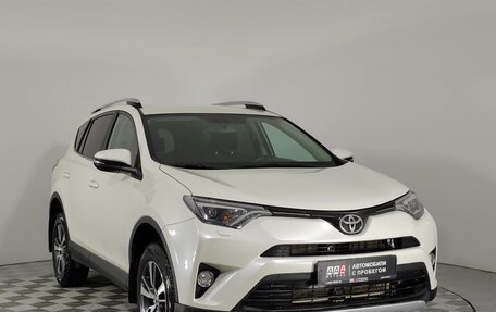 Toyota RAV4, 2018 год, 2 349 000 рублей, 3 фотография