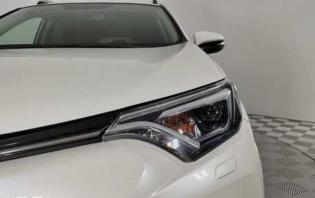 Toyota RAV4, 2018 год, 2 349 000 рублей, 9 фотография