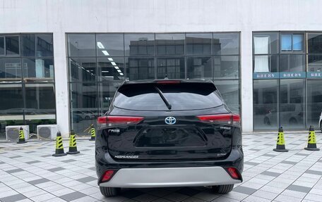 Toyota Highlander, 2021 год, 6 200 000 рублей, 6 фотография