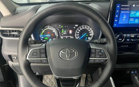 Toyota Highlander, 2021 год, 6 200 000 рублей, 12 фотография