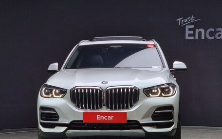 BMW X5, 2021 год, 6 960 000 рублей, 3 фотография