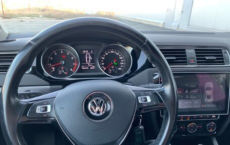 Volkswagen Jetta VI, 2016 год, 1 600 000 рублей, 7 фотография
