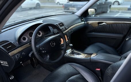 Mercedes-Benz E-Класс, 2006 год, 860 000 рублей, 10 фотография