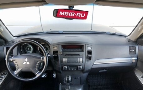 Mitsubishi Pajero IV, 2011 год, 2 490 000 рублей, 8 фотография