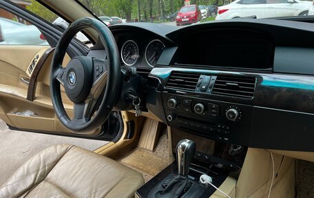 BMW 5 серия, 2005 год, 1 470 000 рублей, 17 фотография