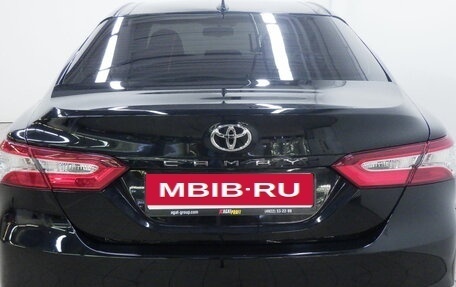 Toyota Camry, 2021 год, 2 690 000 рублей, 6 фотография