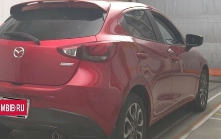 Mazda Demio IV, 2015 год, 880 000 рублей, 5 фотография