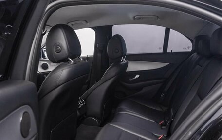 Mercedes-Benz E-Класс, 2020 год, 4 049 000 рублей, 16 фотография