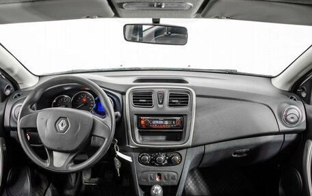 Renault Logan II, 2017 год, 825 600 рублей, 9 фотография