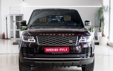 Land Rover Range Rover IV рестайлинг, 2018 год, 9 750 000 рублей, 3 фотография