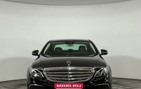 Mercedes-Benz E-Класс, 2017 год, 2 831 000 рублей, 2 фотография