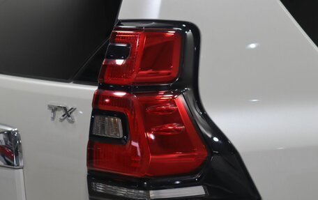 Toyota Land Cruiser Prado 150 рестайлинг 2, 2020 год, 5 399 000 рублей, 10 фотография