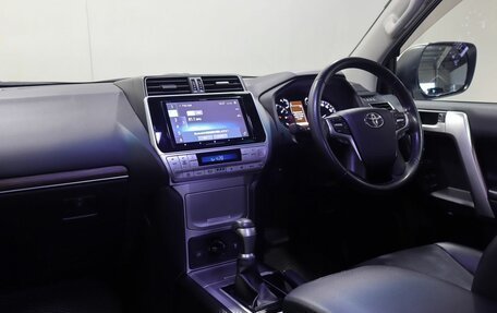 Toyota Land Cruiser Prado 150 рестайлинг 2, 2020 год, 5 399 000 рублей, 15 фотография