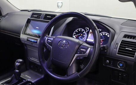 Toyota Land Cruiser Prado 150 рестайлинг 2, 2020 год, 5 399 000 рублей, 18 фотография