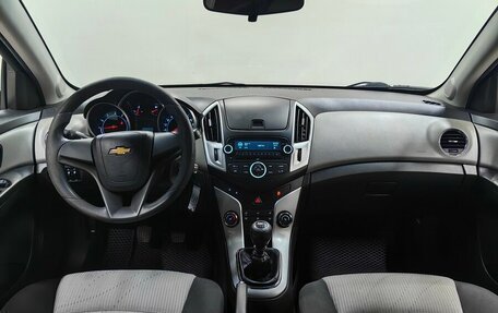Chevrolet Cruze II, 2012 год, 878 000 рублей, 12 фотография