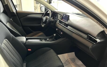 Mazda 6, 2019 год, 2 325 000 рублей, 10 фотография