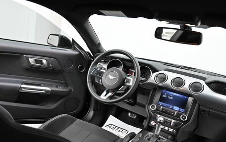 Ford Mustang VI рестайлинг, 2020 год, 3 499 000 рублей, 5 фотография