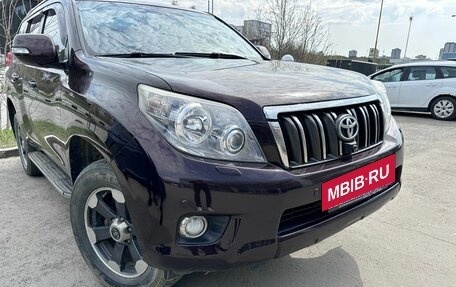 Toyota Land Cruiser Prado 150 рестайлинг 2, 2011 год, 3 150 000 рублей, 2 фотография