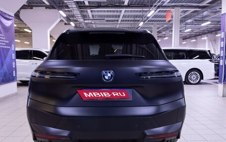BMW iX, 2021 год, 7 699 000 рублей, 8 фотография