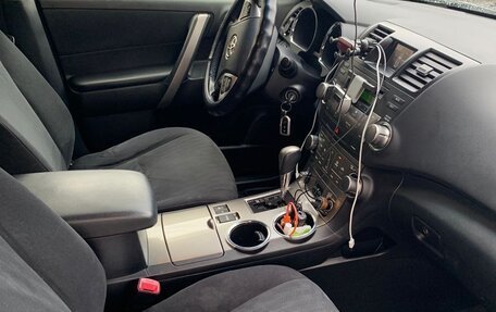 Toyota Highlander III, 2012 год, 2 150 000 рублей, 6 фотография