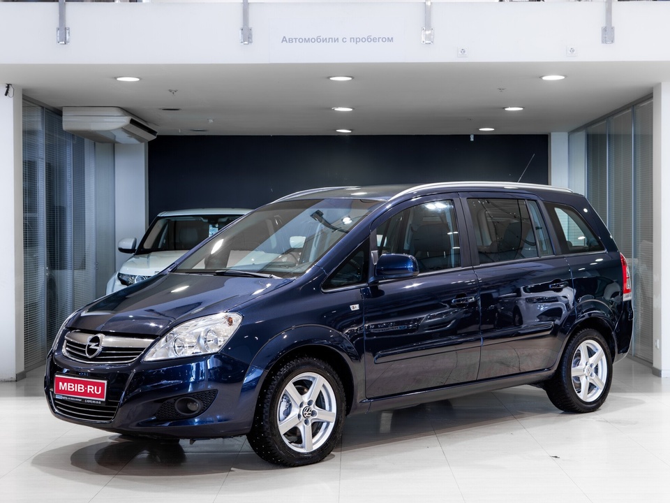 Opel Zafira B рестайлинг, 2011 год, 799 000 рублей, 1 фотография