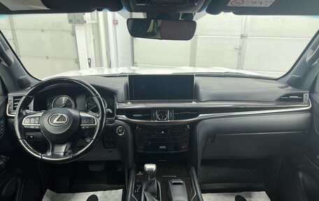 Lexus LX III, 2017 год, 8 900 000 рублей, 7 фотография