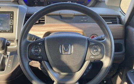 Honda Freed II, 2021 год, 1 245 000 рублей, 4 фотография