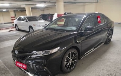 Toyota Camry, 2023 год, 3 850 000 рублей, 1 фотография