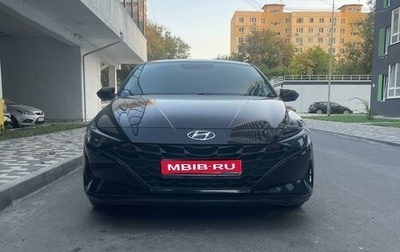 Hyundai Elantra, 2021 год, 2 600 000 рублей, 1 фотография
