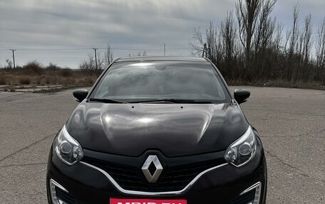 Renault Kaptur I рестайлинг, 2017 год, 1 490 000 рублей, 1 фотография