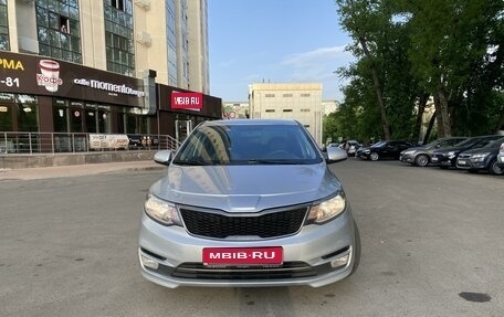 KIA Rio III рестайлинг, 2015 год, 1 100 000 рублей, 1 фотография