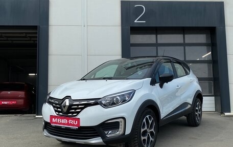 Renault Kaptur I рестайлинг, 2020 год, 1 830 000 рублей, 1 фотография