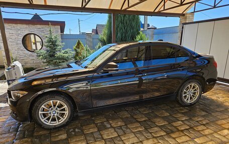 BMW 3 серия, 2017 год, 2 400 000 рублей, 7 фотография