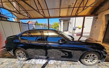 BMW 3 серия, 2017 год, 2 400 000 рублей, 8 фотография