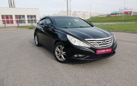 Hyundai Sonata VI, 2012 год, 1 220 000 рублей, 1 фотография