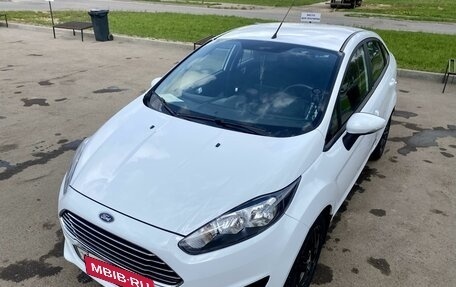 Ford Fiesta, 2015 год, 1 065 000 рублей, 6 фотография