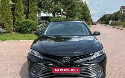 Toyota Camry, 2018 год, 3 000 000 рублей, 1 фотография