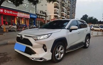 Toyota RAV4, 2020 год, 2 700 000 рублей, 1 фотография