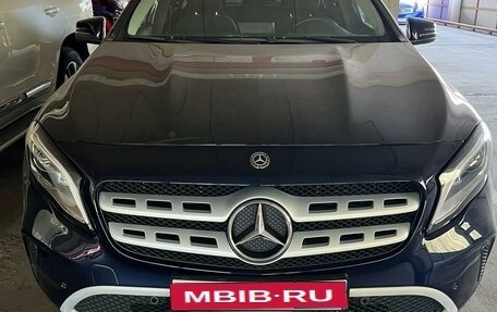 Mercedes-Benz GLA, 2018 год, 2 400 000 рублей, 1 фотография