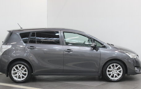 Toyota Verso I, 2014 год, 1 830 400 рублей, 4 фотография