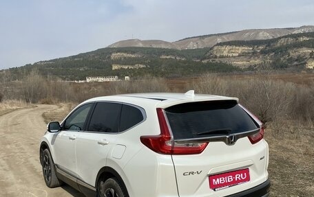 Honda CR-V IV, 2017 год, 3 000 000 рублей, 1 фотография