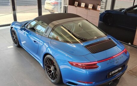 Porsche 911, 2018 год, 18 500 000 рублей, 4 фотография