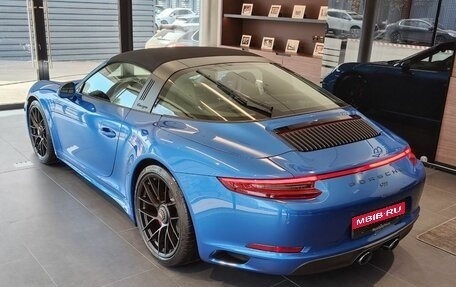 Porsche 911, 2018 год, 18 500 000 рублей, 3 фотография