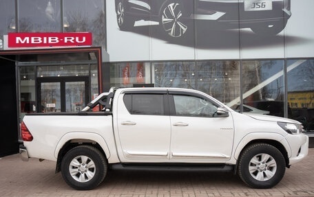 Toyota Hilux VIII, 2016 год, 3 354 000 рублей, 6 фотография