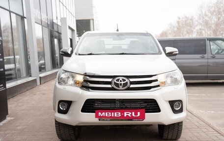 Toyota Hilux VIII, 2016 год, 3 354 000 рублей, 8 фотография