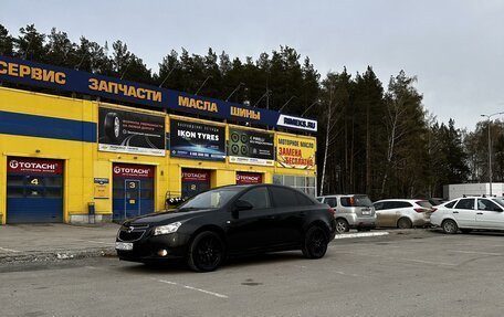 Chevrolet Cruze II, 2010 год, 799 999 рублей, 6 фотография